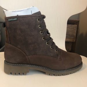 Eastland Indiana Lace Up Boot - Brown Nubuc